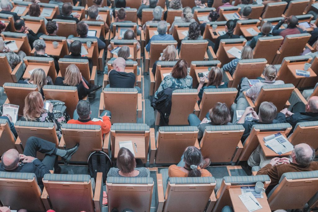 澳大利亚研究生留学学校有哪些 澳大利亚研究生留学需要什么条件